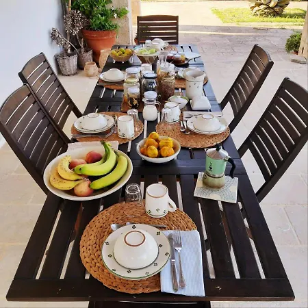 B&B Sosta A Ponente 마티노