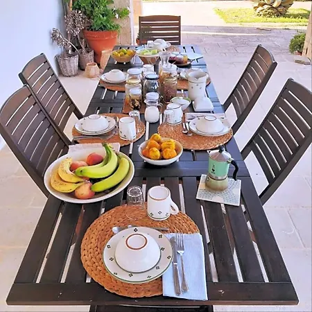 Sosta A Ponente Bed & Breakfast Matino
